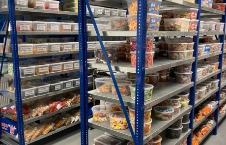 Regallager World of Sweets